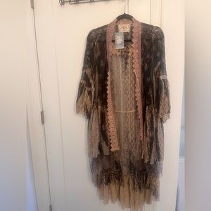 NWT Spirited Boutique lace and mesh kimono